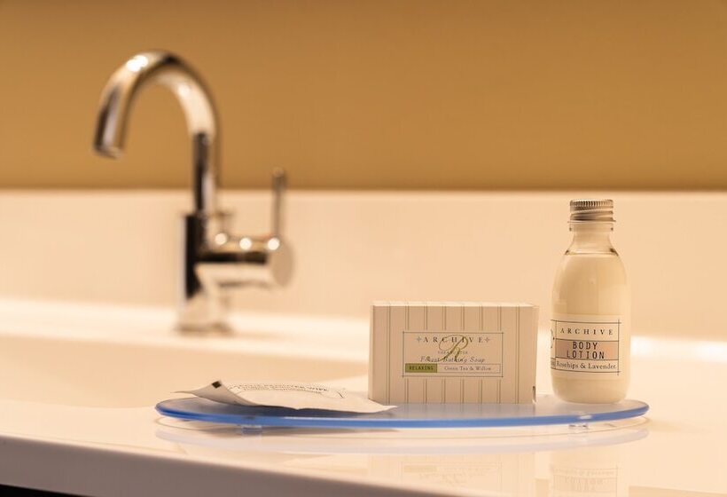 חדר סטודיו סטנדרד, Cobblestone Inn & Suites  Trenton