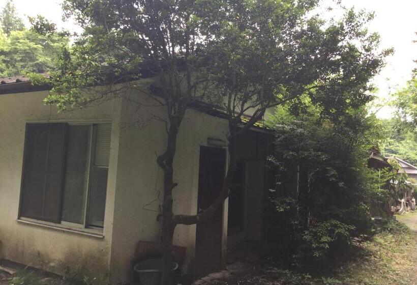 חדר סטנדרט, Bunbuku No Yu