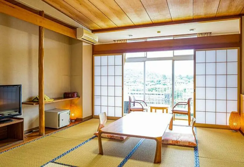 レイクビュースタンダードルーム, Kameyama Onsen