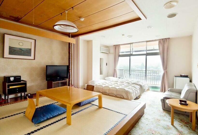 חדר סטנדרט נוף לאגם, Kameyama Onsen