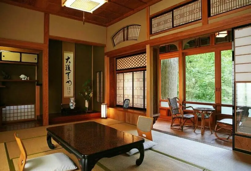 スタンダード４人部屋, Shokinkan