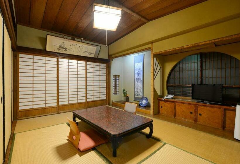 חדר סטנדרט לארבעה, Shokinkan