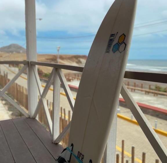 اتاق سوپریور با چشمانداز دریا, Delfines De Chicama