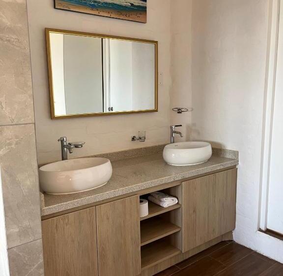 سوییت, Delfines De Chicama