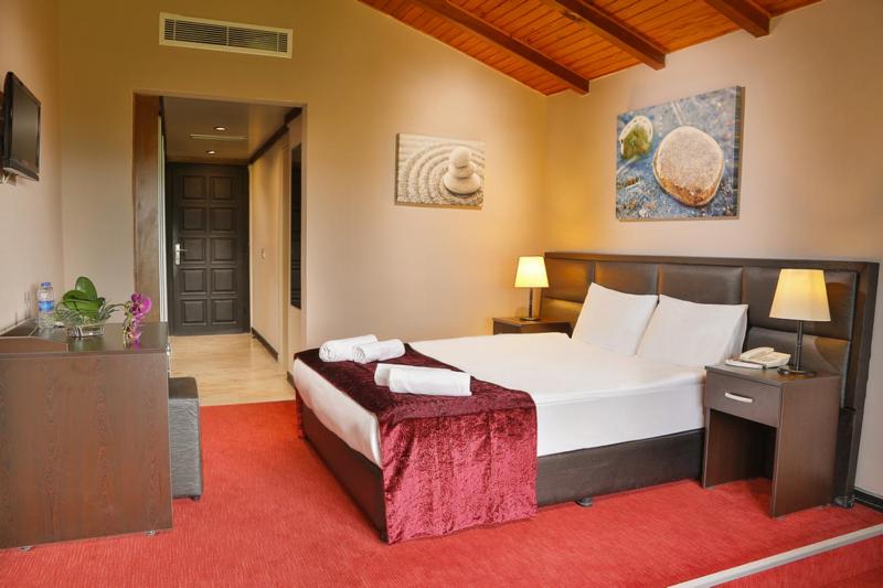 标准间带湖景, İstanbul Airport Durusu Club