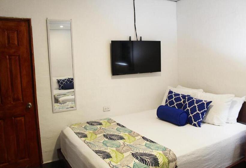 디럭스 룸, Olas Permanentes El Zonte