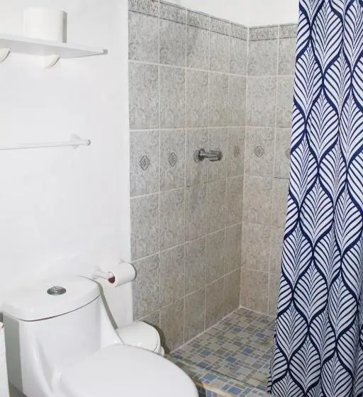 اتاق لوکس, Olas Permanentes El Zonte