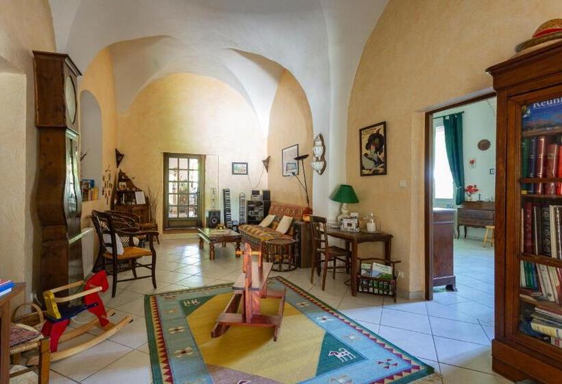 חדר סטנדרט נוף לגינה, Mas Du Crès