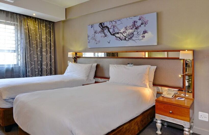 디럭스 룸, Anew Hotel Hatfield Pretoria