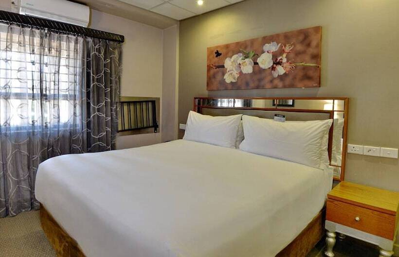 디럭스 룸, Anew Hotel Hatfield Pretoria