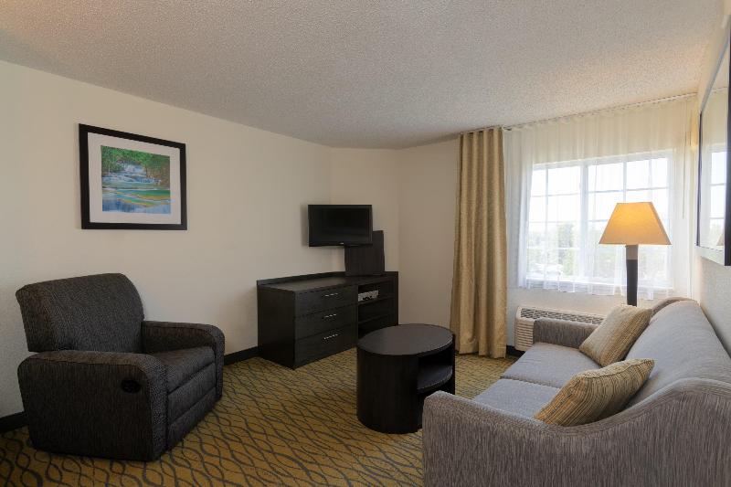 Люкс Кровать Кинг, Candlewood Suites Rogers Bentonville, An Ihg