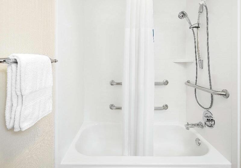 Люкс, Candlewood Suites Rogers Bentonville, An Ihg