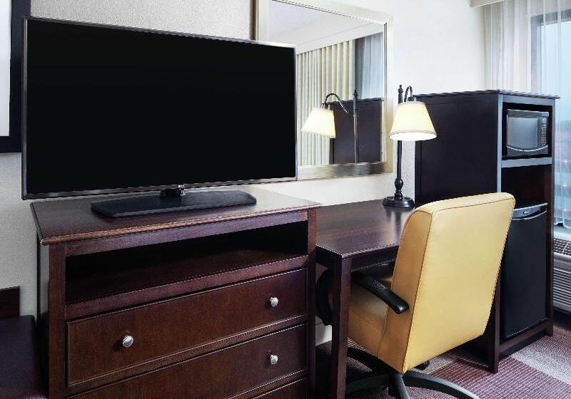 Люкс, Candlewood Suites Rogers Bentonville, An Ihg