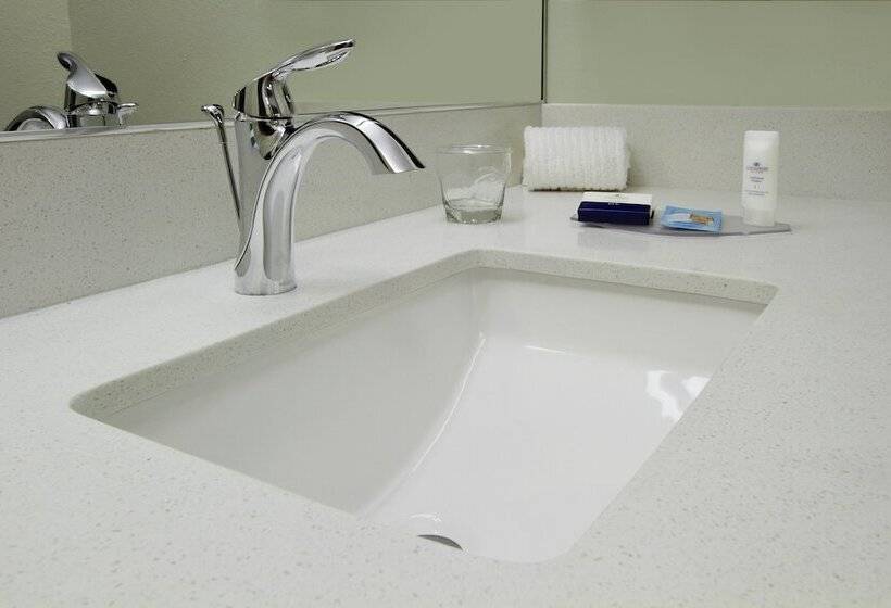장애인을 위한 스위트, Candlewood Suites Rogers Bentonville, An Ihg