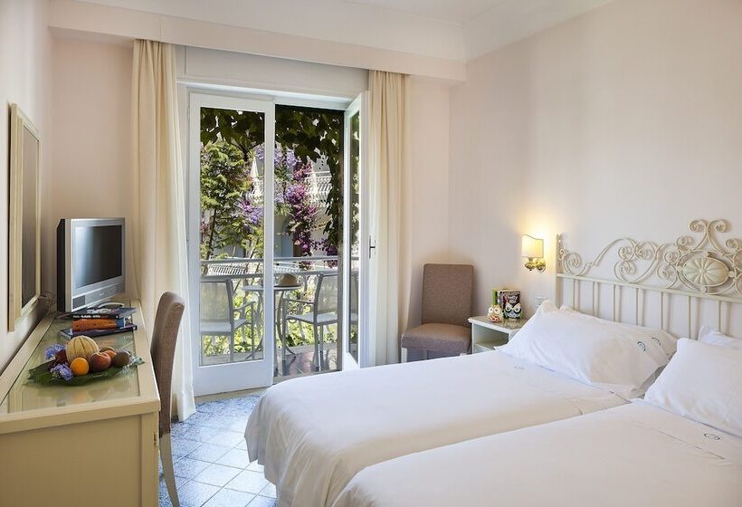 クラシックルーム, Continental Ischia