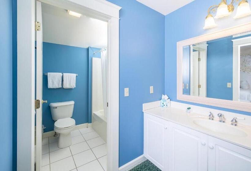 חדר סטנדרט עם מיטת קינג, Harbour View Inn