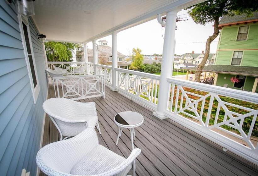 חדר סטנדרט עם מרפסת, Harbour View Inn