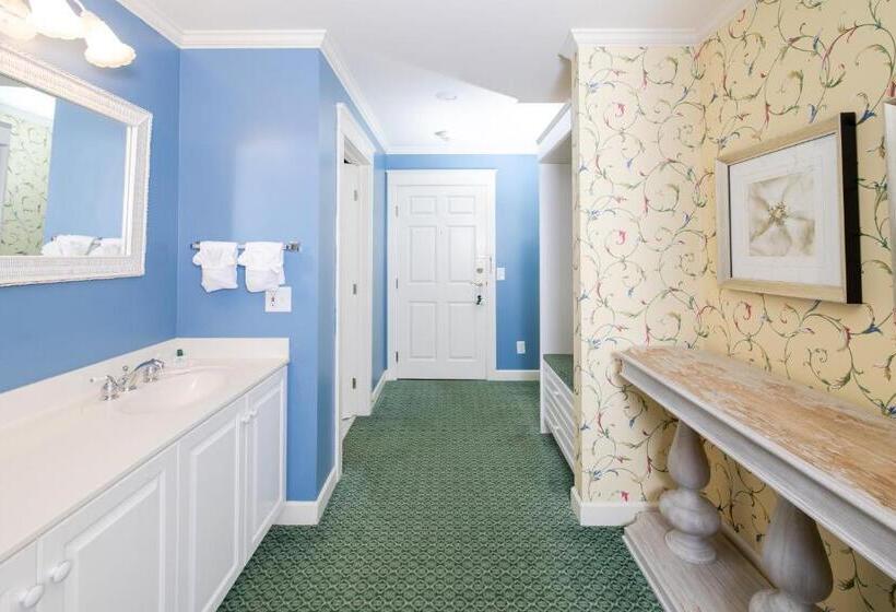 חדר סטנדרט עם מיטת קינג, Harbour View Inn