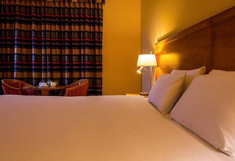 Номер Стандарт, Lady Gregory Hotel, Leisure Club & Beauty Rooms