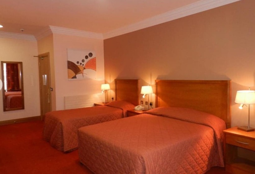 Семейный Номер, Lady Gregory Hotel, Leisure Club & Beauty Rooms