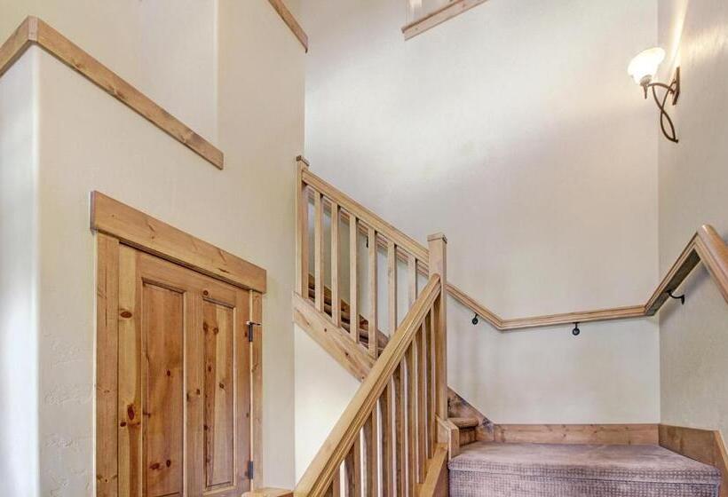 침실 2개 주택, Mountain Thunder Lodge