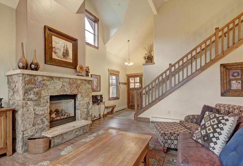 침실 3개 주택, Mountain Thunder Lodge