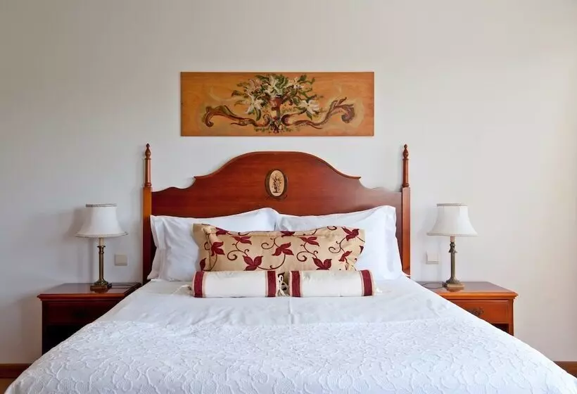 Superior suite with garden view, Quintinha Sao Joao Hotel & Spa