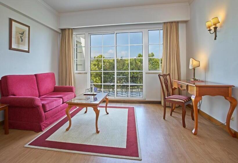 Superior suite with garden view, Quintinha Sao Joao Hotel & Spa