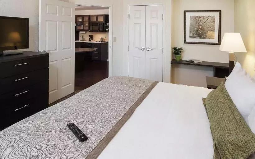 身障者適用スイートルーム, Sonesta Simply Suites Detroit Southfield