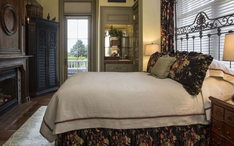スタンダードルーム, The Chanler At Cliff Walk