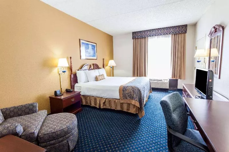 キングサイズベッドのスタンダードルーム, Wingate By Wyndham Atlanta/six Flags Austell
