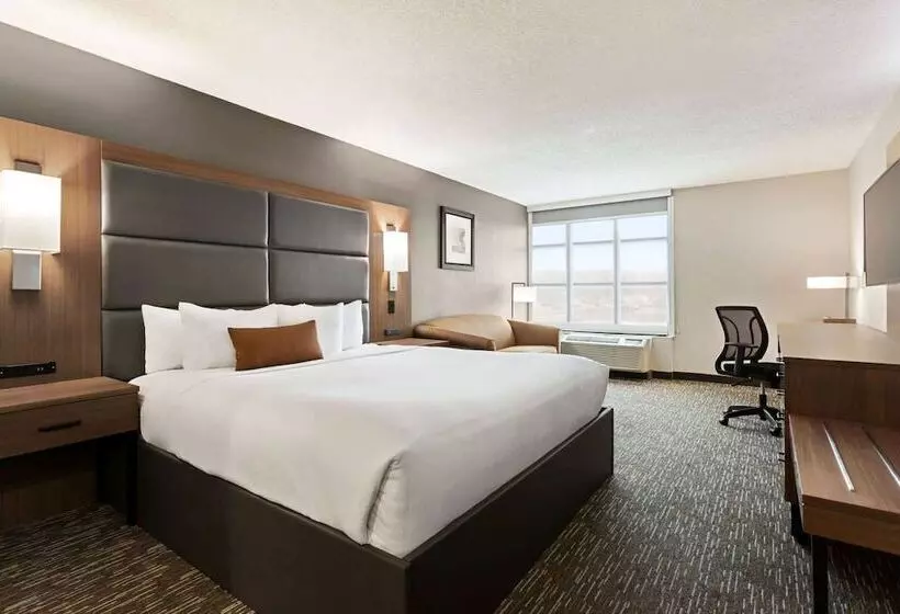 デラックスルーム, Wingate By Wyndham Cincinnati Blue Ash
