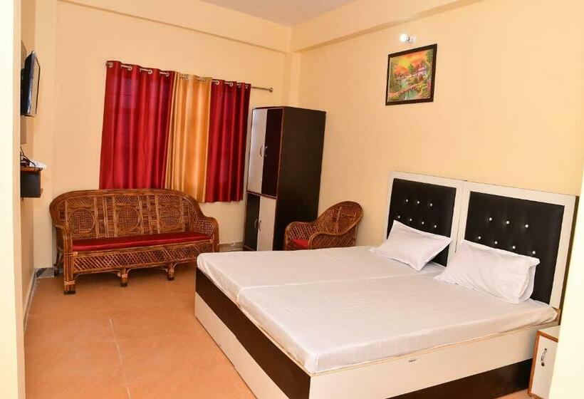 豪华房间, Mountain View And Rooftop Restaurant