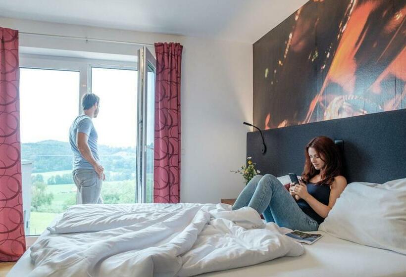 디럭스 룸, Das Meister