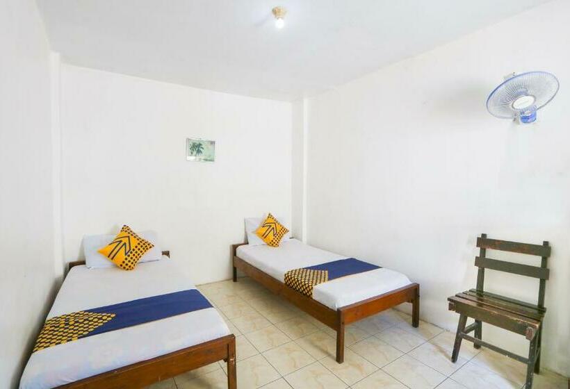 Camera Standard, Spot On 2422 Hotel Moga Sari