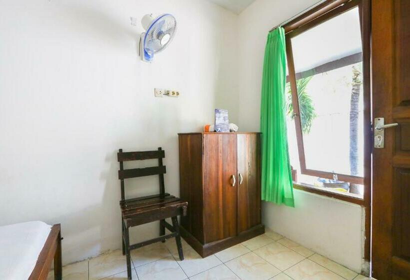 Camera Standard, Spot On 2422 Hotel Moga Sari