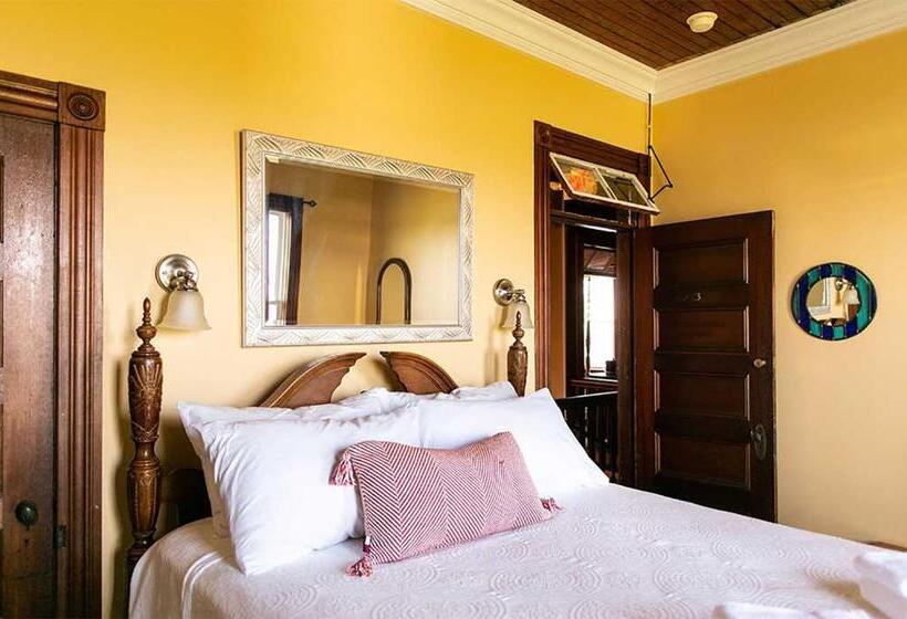 Номер Deluxe Вид на Море, The Sullivan House