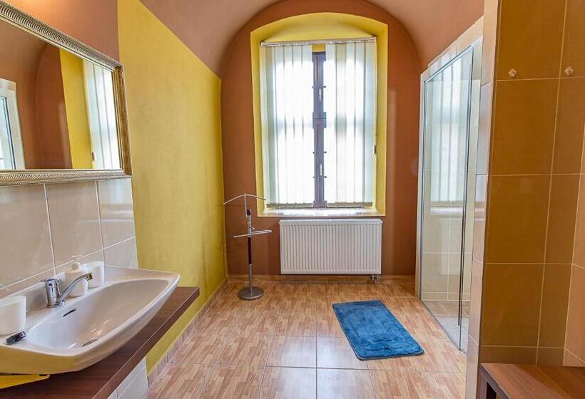 غرفة قياسية, Ubytování 8