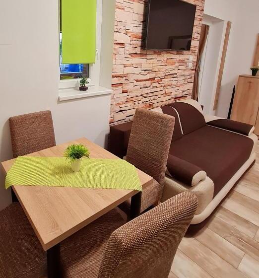 Номер Стандарт с Балконом, Hócza House Poroszló