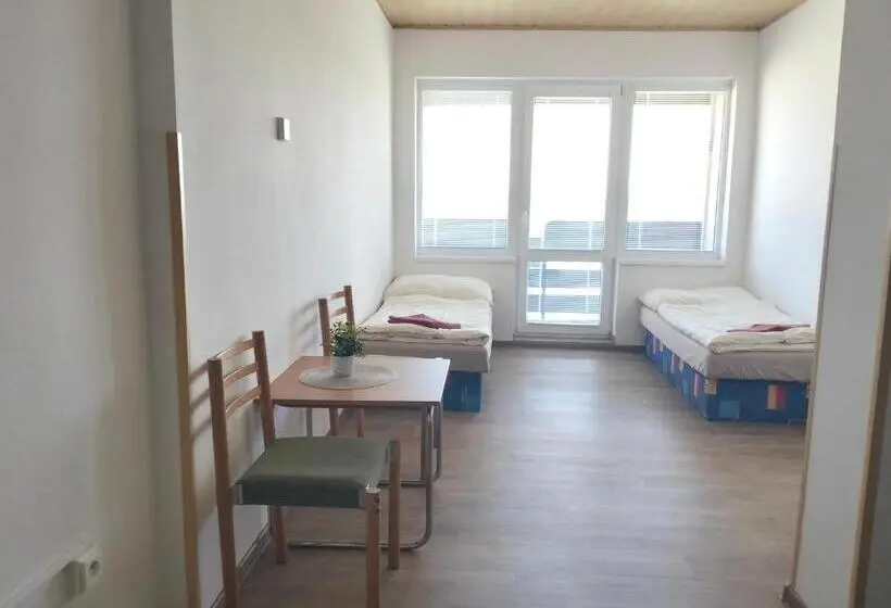 スタンダード４人部屋, Turistická Ubytovňa Hornád