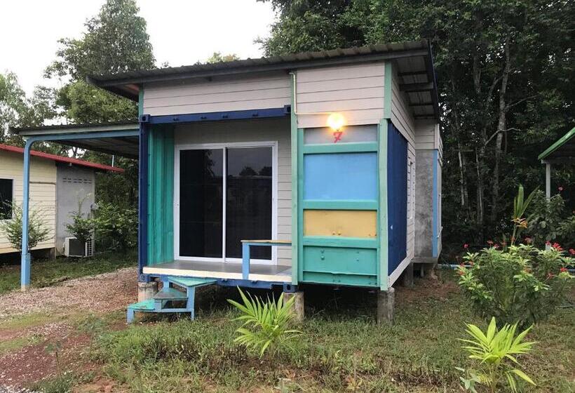 デラックスルーム, Baan Pak Wangthong