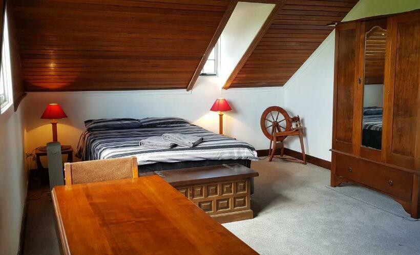 חדר סטנדרט עם מיטת קינג, Barrington Church B&b