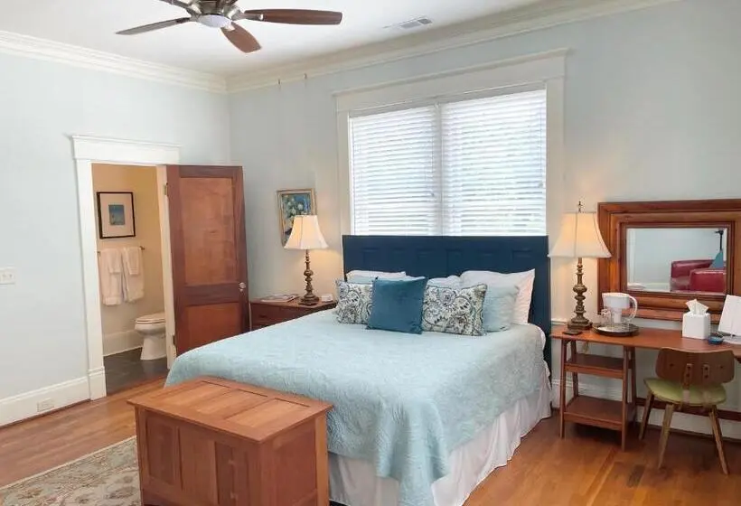 キングサイズベッドのスタンダードルーム, Gillen House Bed And Breakfast