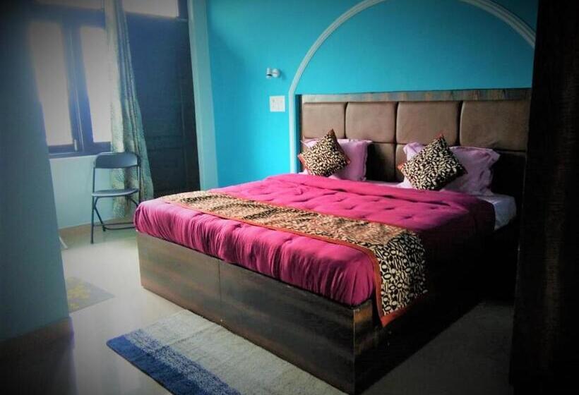 غرفة ديلوكس مطلة على الجبل, Billingvista Guest House Bir