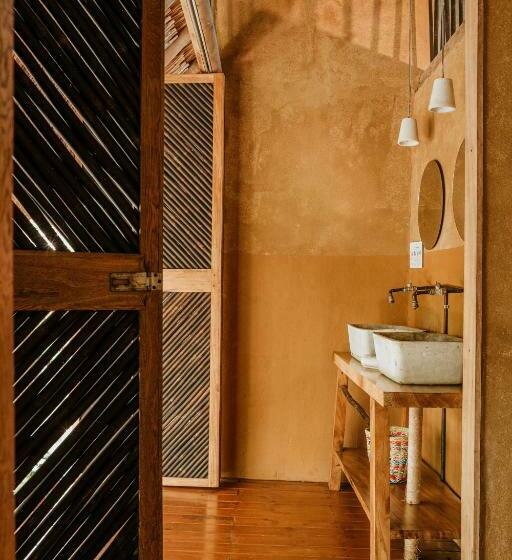 Семейный Номер Вид на Сад, Dos Aguas Lodge