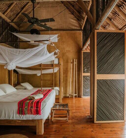 Семейный Номер Вид на Сад, Dos Aguas Lodge