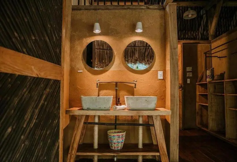 ガーデンビューファミリールーム, Dos Aguas Lodge