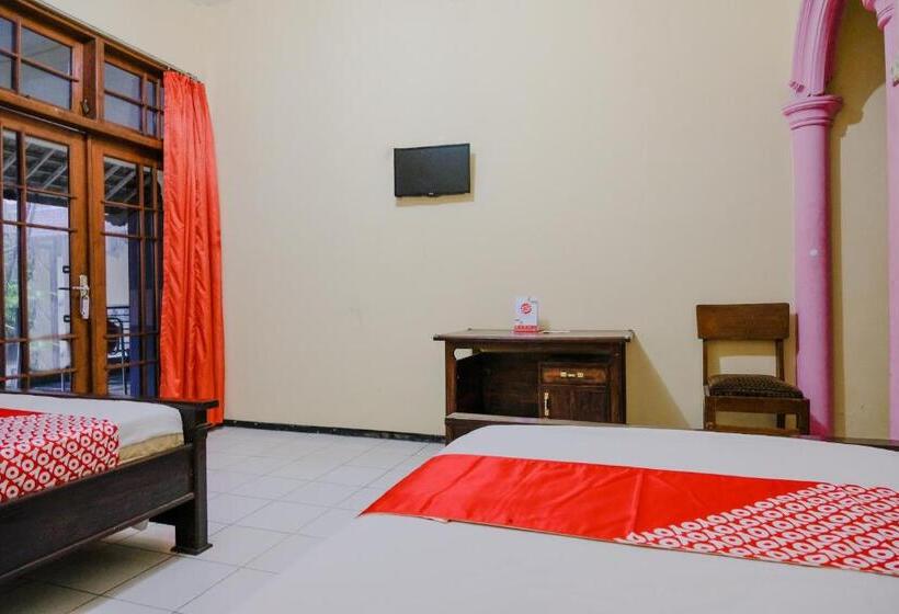 חדר סטנדרט, Oyo 1984  Istana Family