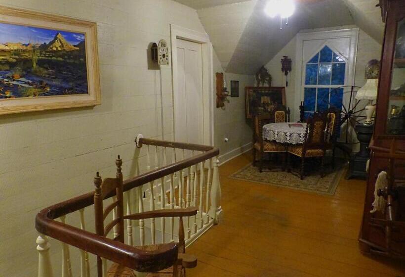 غرفة قياسية رباعية, Mulberry Lavender Farm And B&b