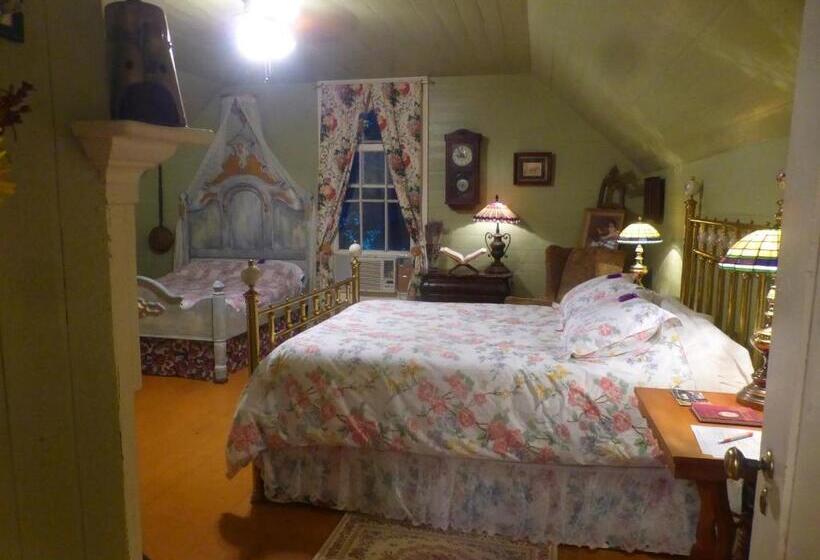 غرفة قياسية رباعية, Mulberry Lavender Farm And B&b